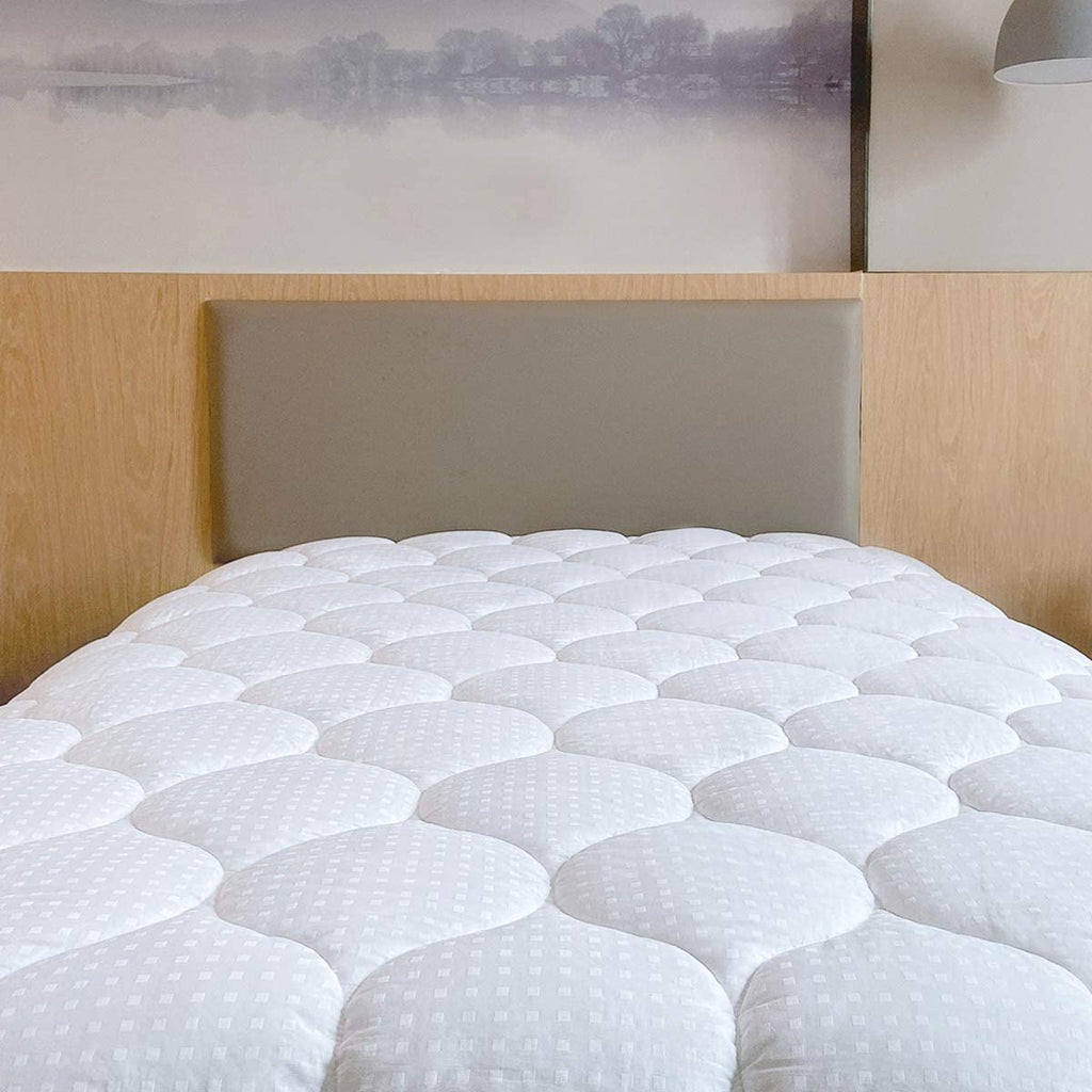 Waterproof Mattress Pad Cover Cooling Mattress Topper Cotton Pillow Top,Queen